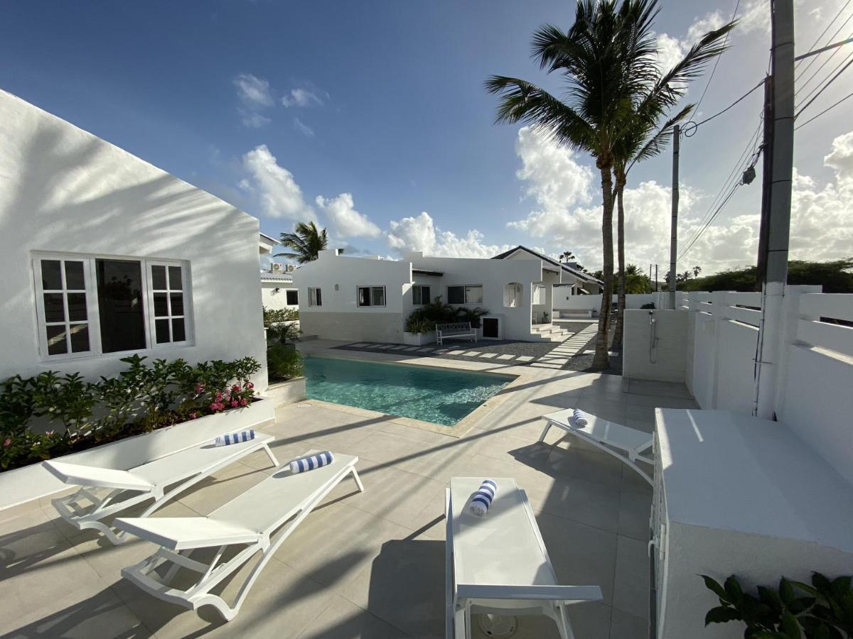 Movida Inn Aruba Palm Beach Exteriér fotografie